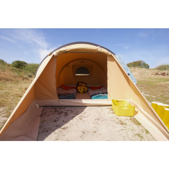 Tunneltent, tunneltenten, kampeertent, gezinstent 