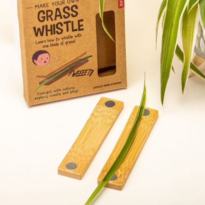 Huckleberry Grass Whistle FSC 100%